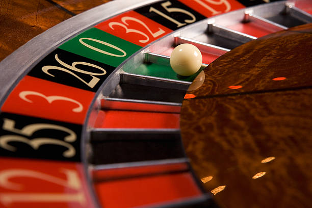 j200 mobile app interface showing live casino tables and sports betting options